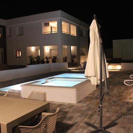 Holiday House Emjalemi Pula Exterior foto